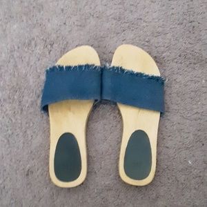 Slip on sandles